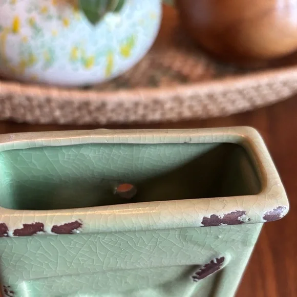 Ceramic Green Bird Wall Vase - Picture 9 of 9